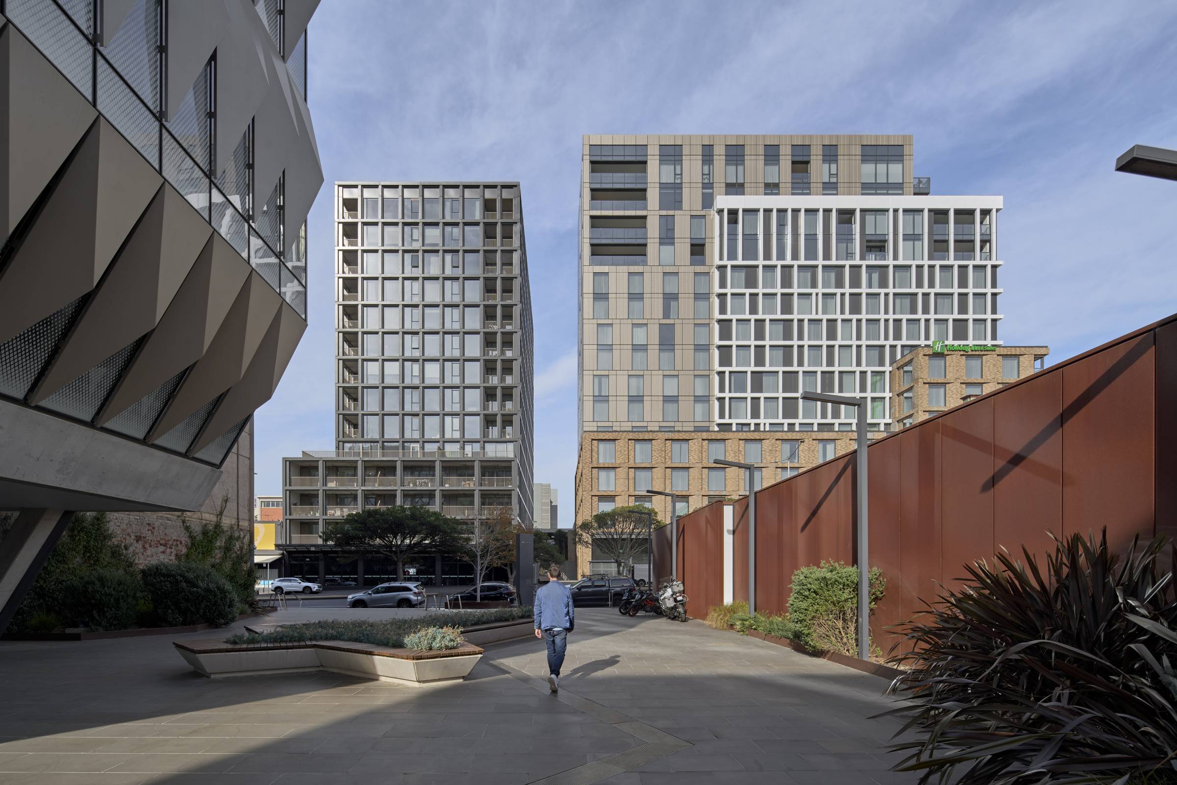 Architectus | Holiday Inn, Geelong Quarter