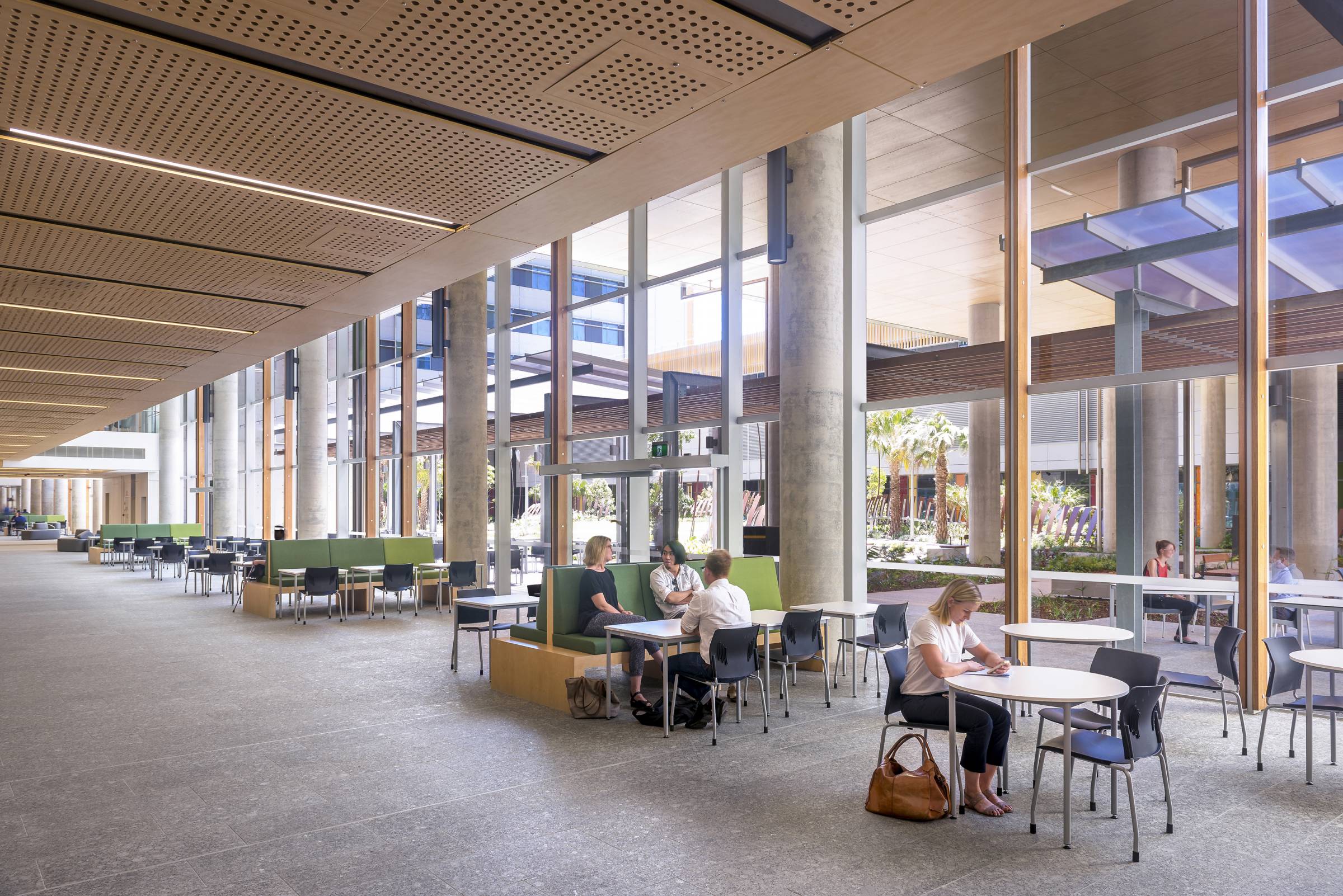 Interior architecture - Sunshine Coast University Hospital