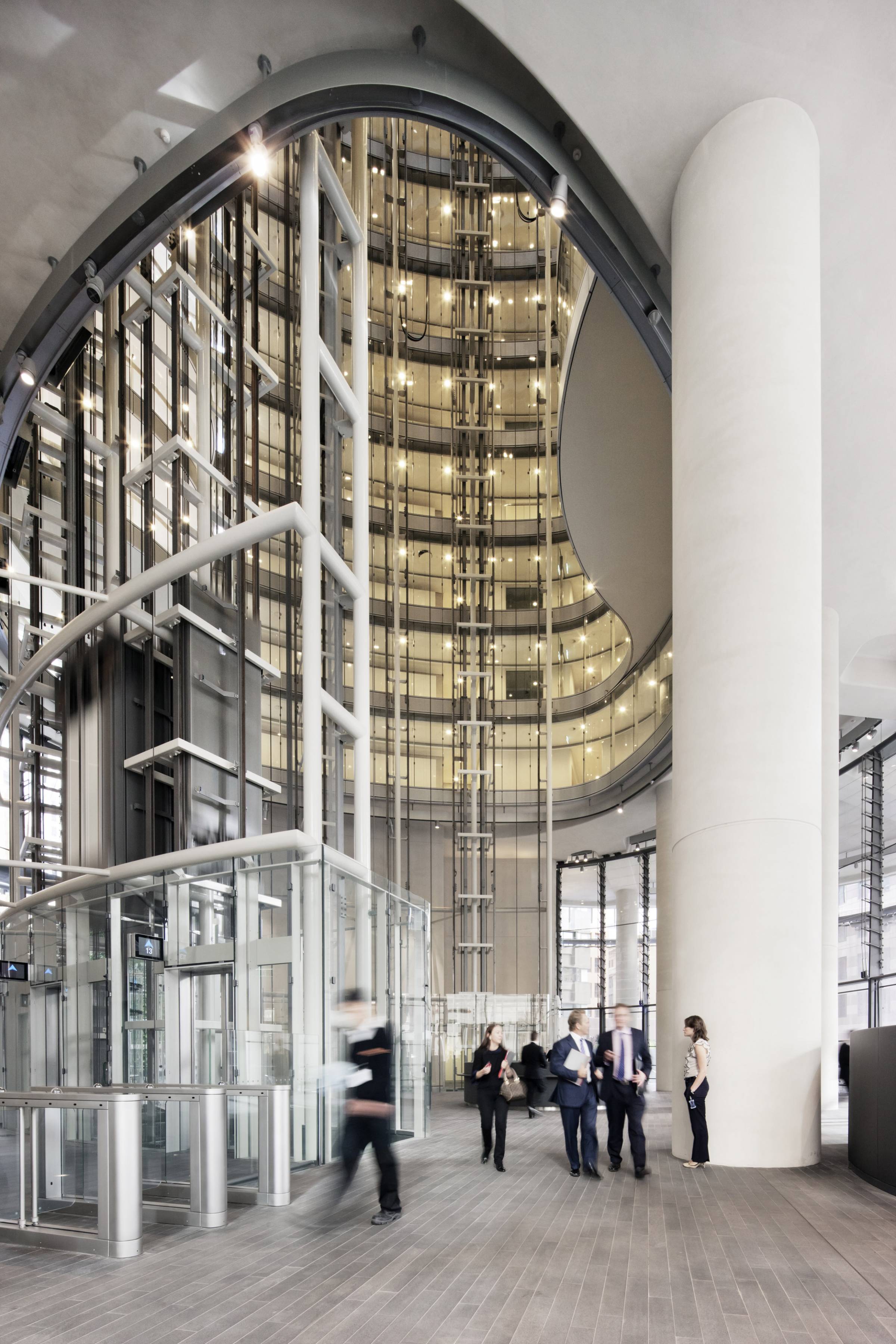 1 Bligh Street uses natural ventilation within the atrium and on balconies on every floor.