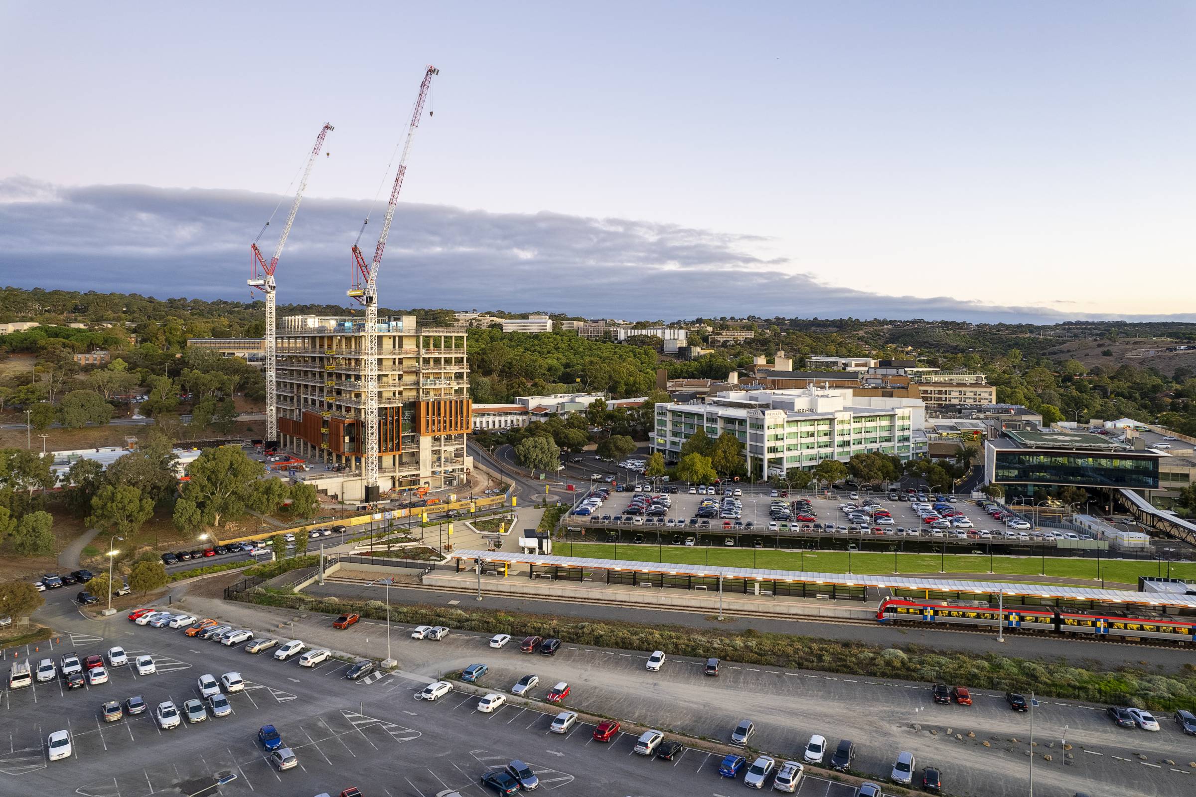 Architectus | World-class Flinders University Health & Medical Research Building tops out